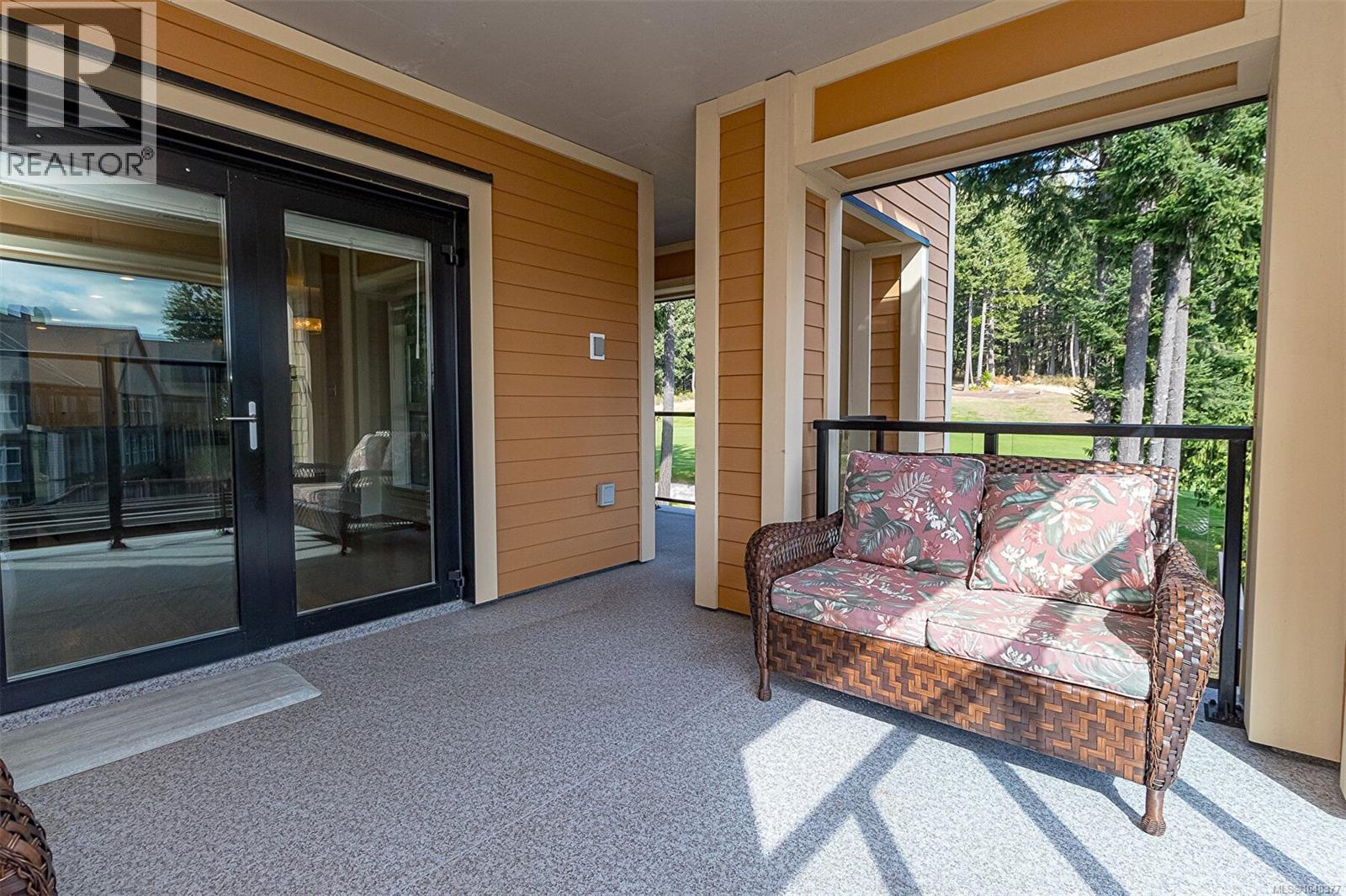 301 1400 Lynburne Place, Langford