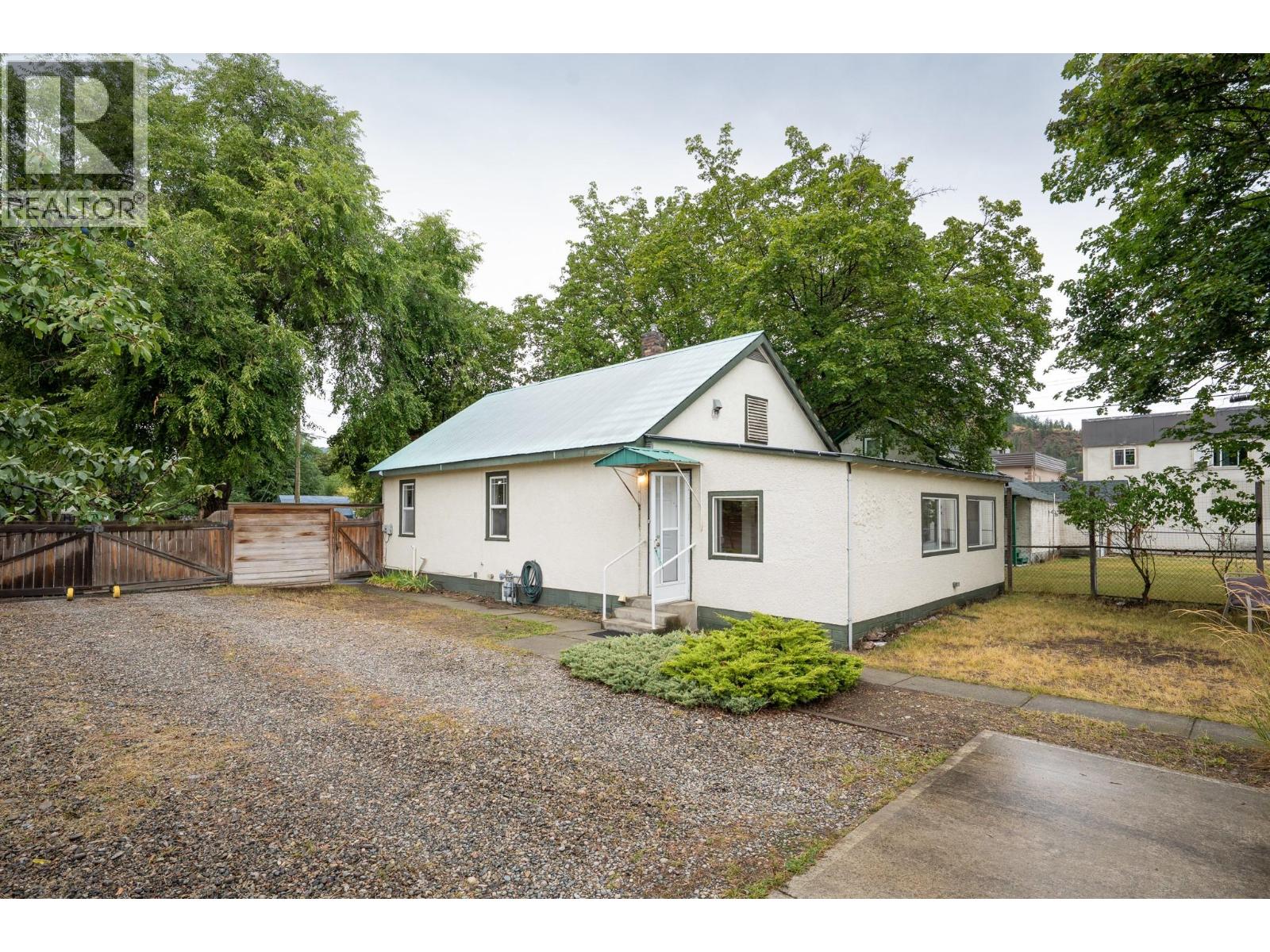 7134 2nd Street - Image 24