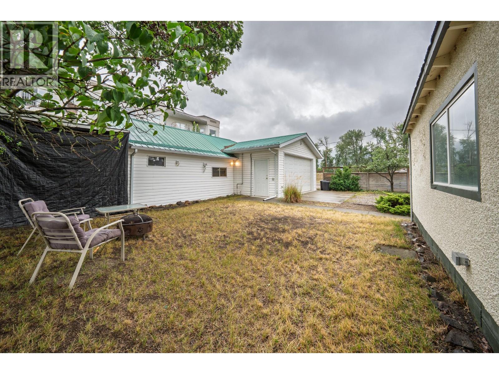 7134 2nd Street - 25