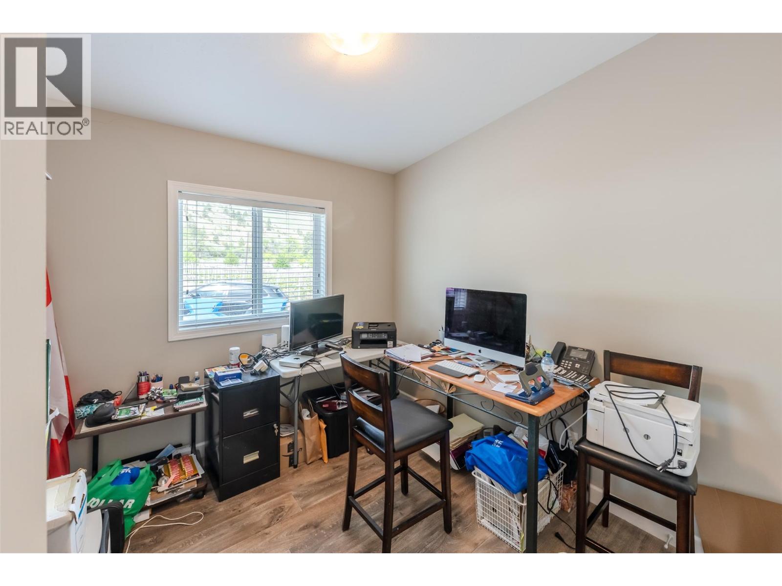 306 HWY 97, Kaleden