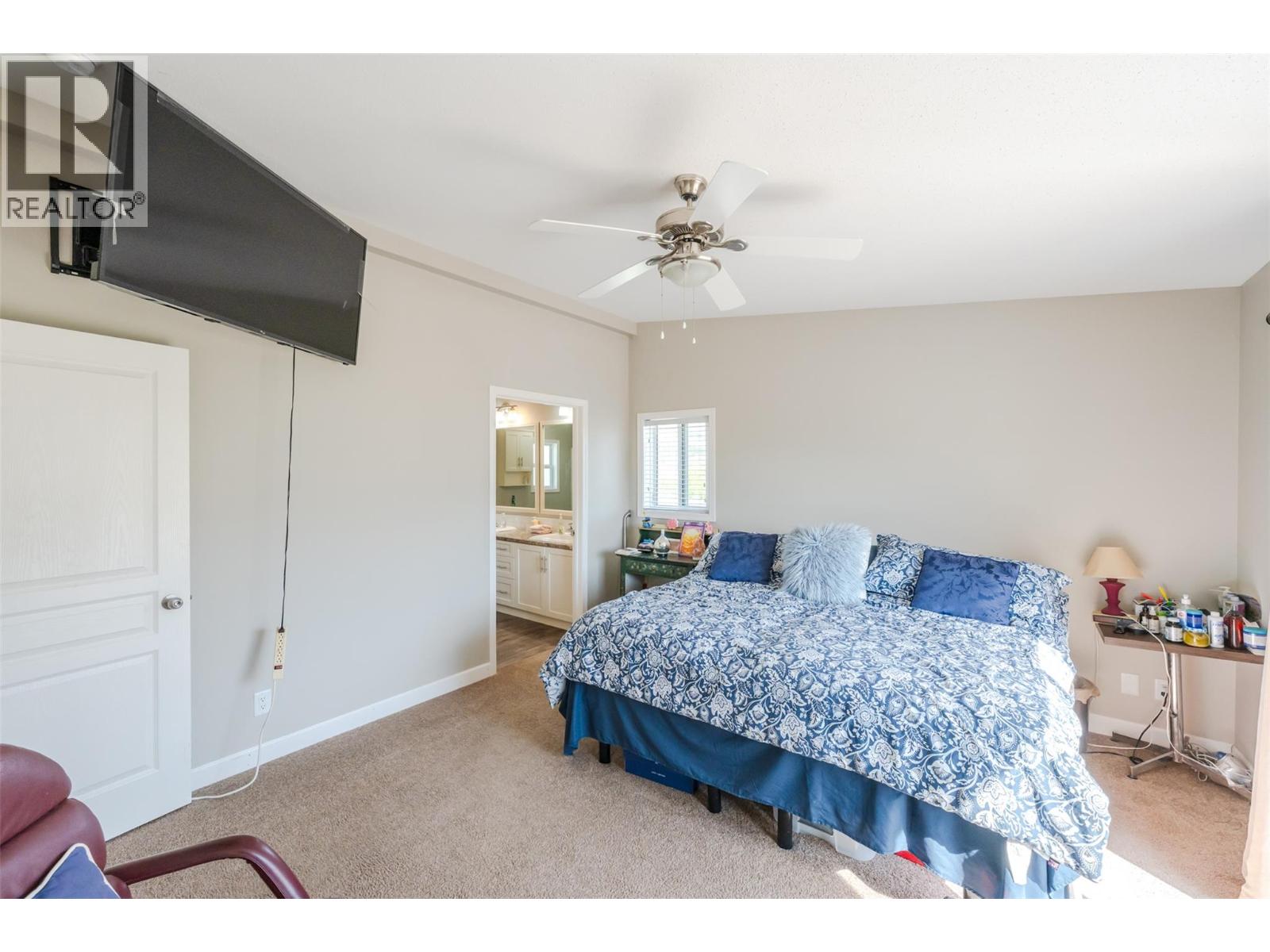 306 HWY 97, Kaleden