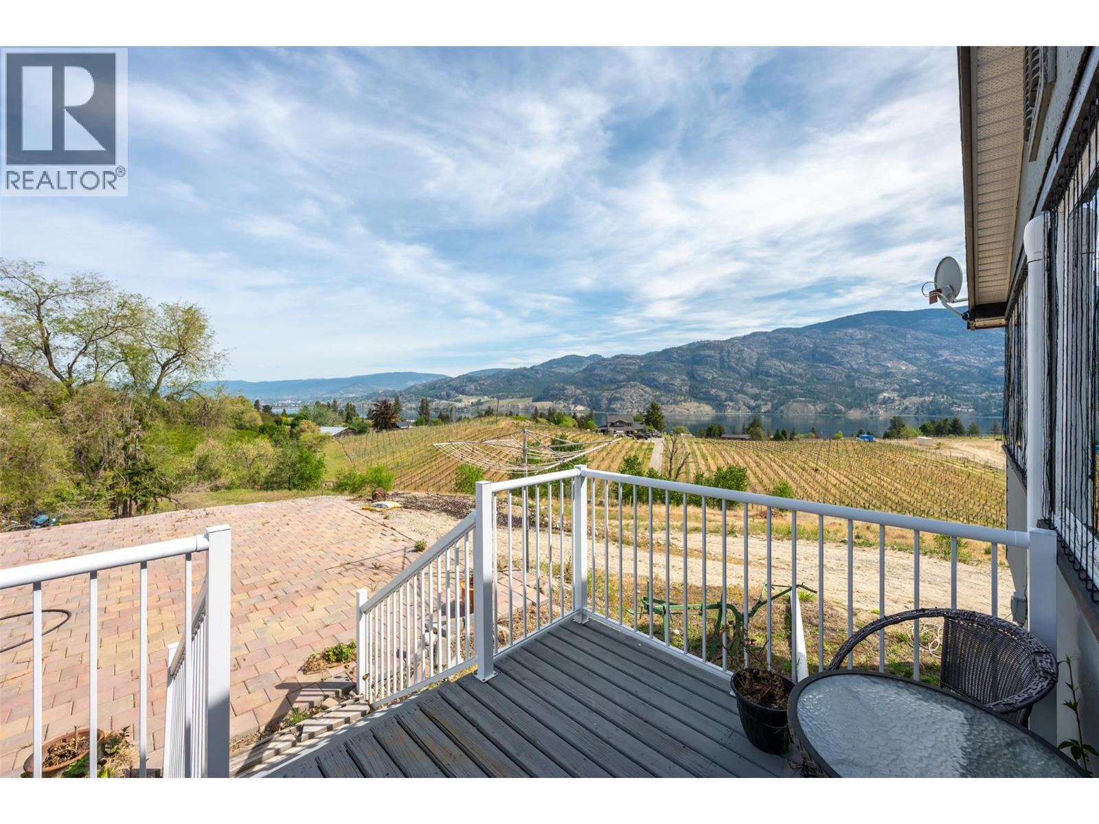 306 HWY 97, Kaleden