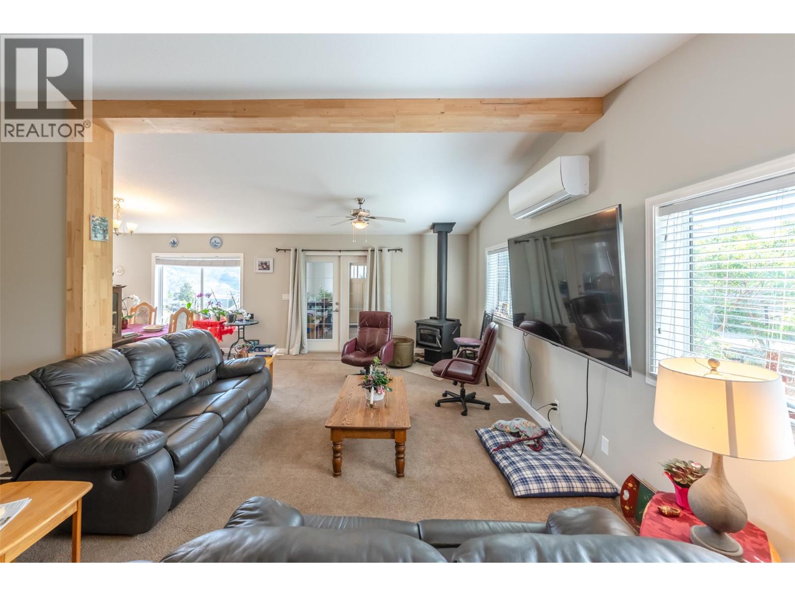 306 HWY 97, Kaleden