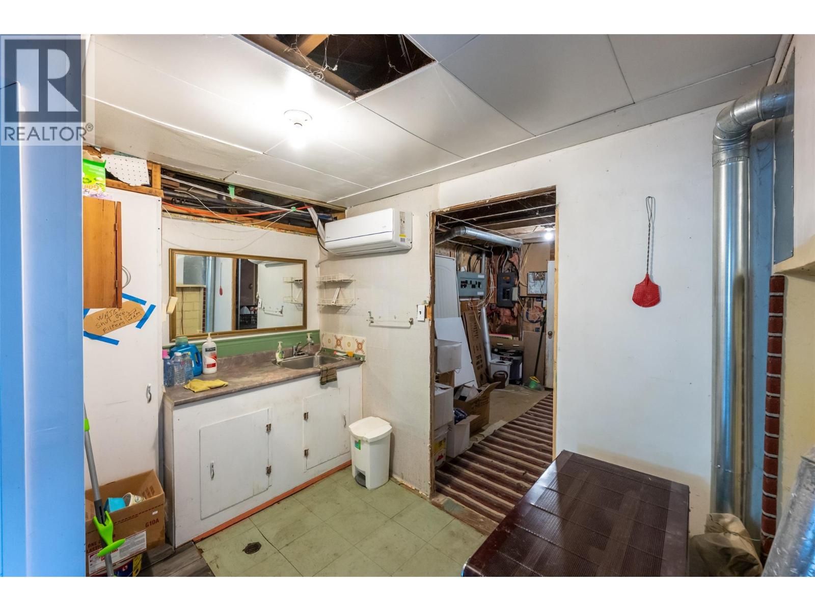 306 HWY 97, Kaleden