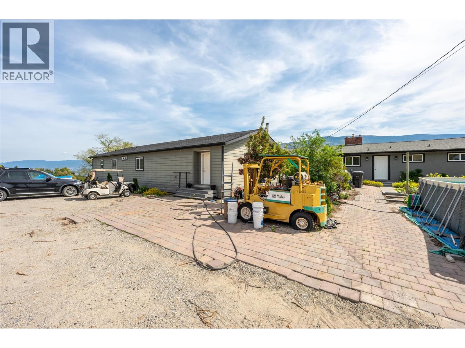 306 HWY 97, Kaleden