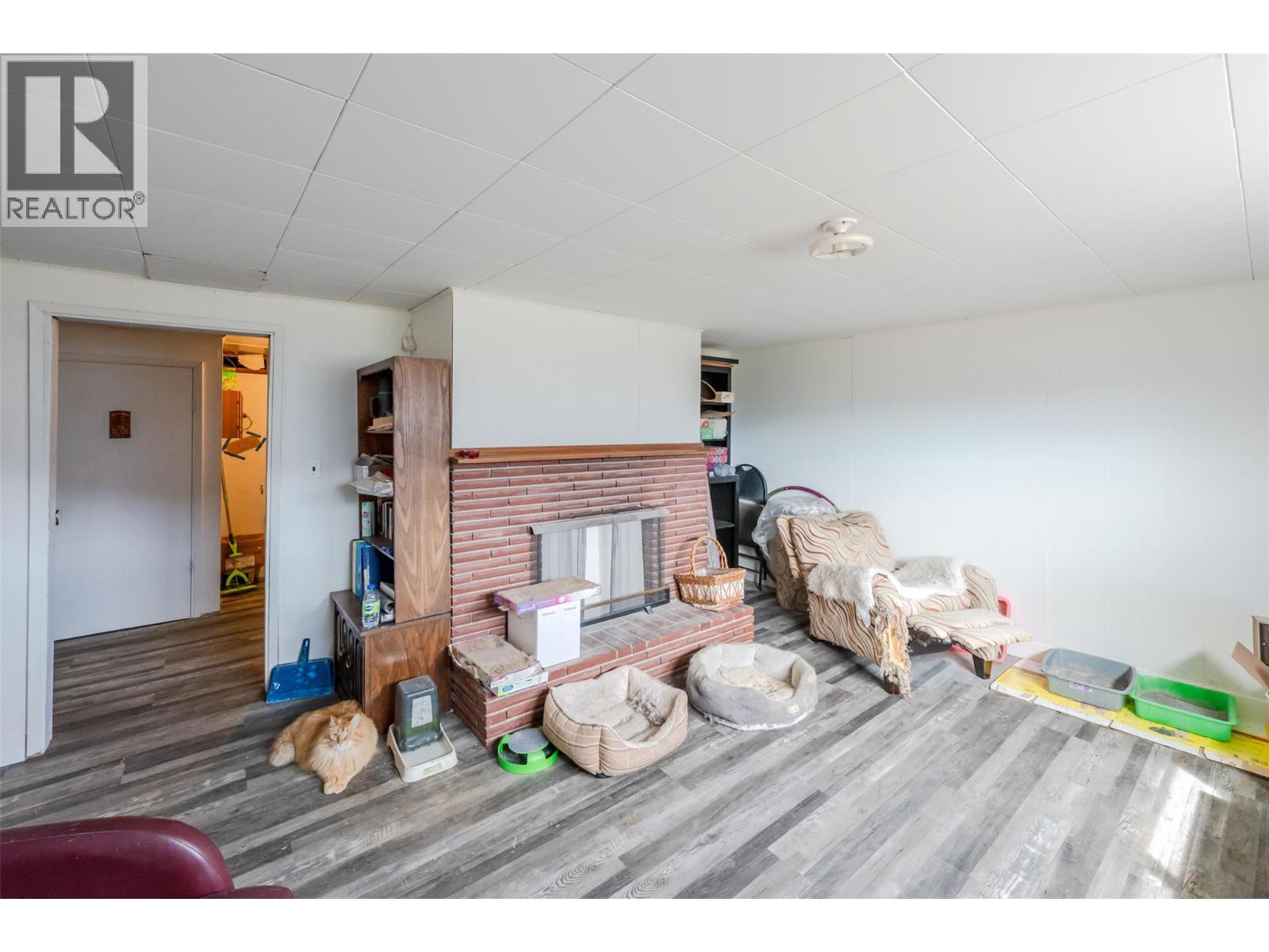 306 HWY 97, Kaleden