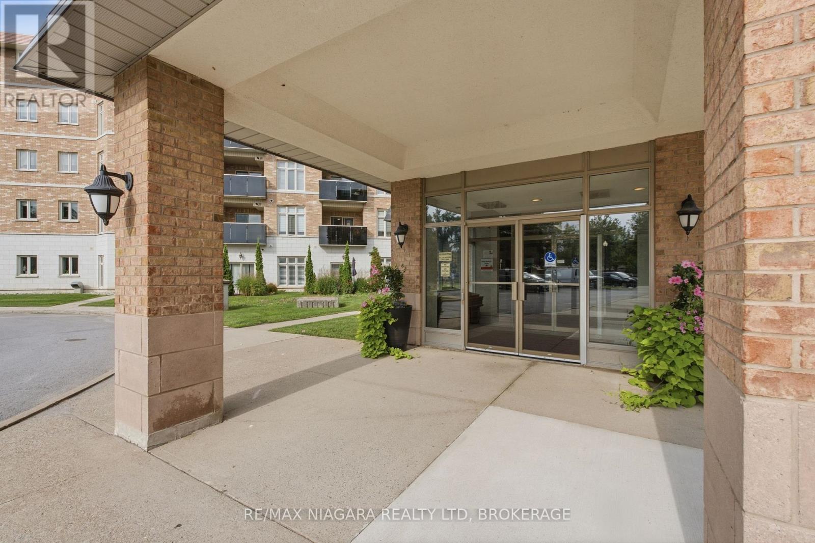 #424 8111 FOREST GLEN DRIVE - 19