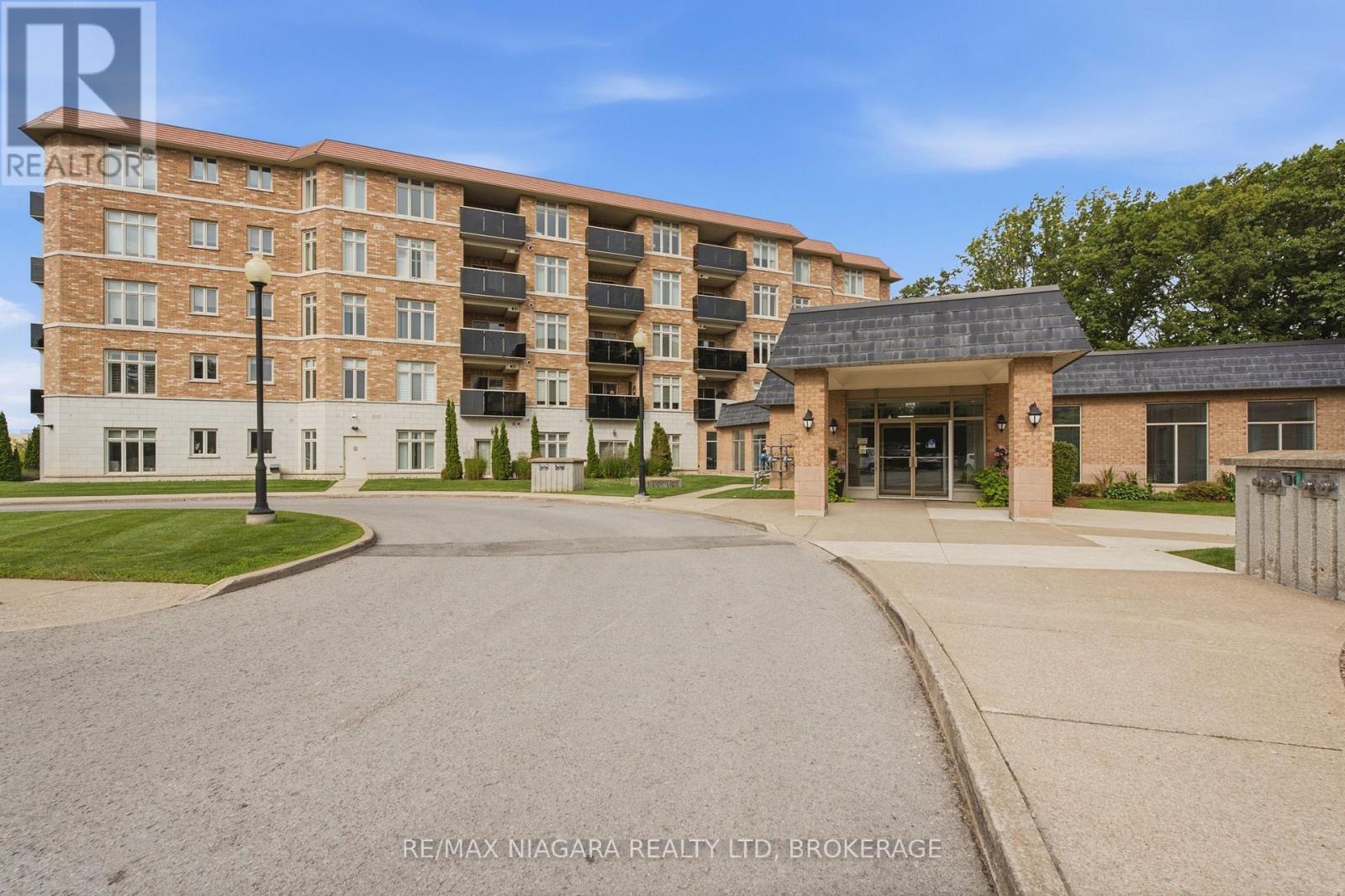 424 - 8111 FOREST GLEN DRIVE, Niagara Falls (Mt. Carmel) — photo 2