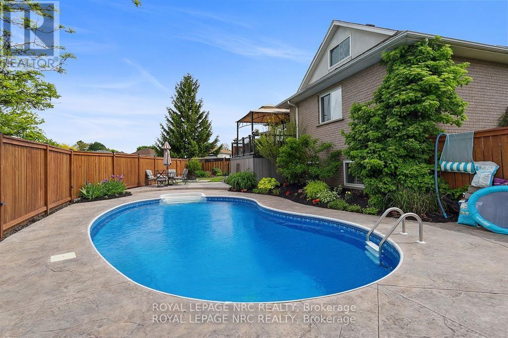 5240 MARCEL CRESCENT - 45