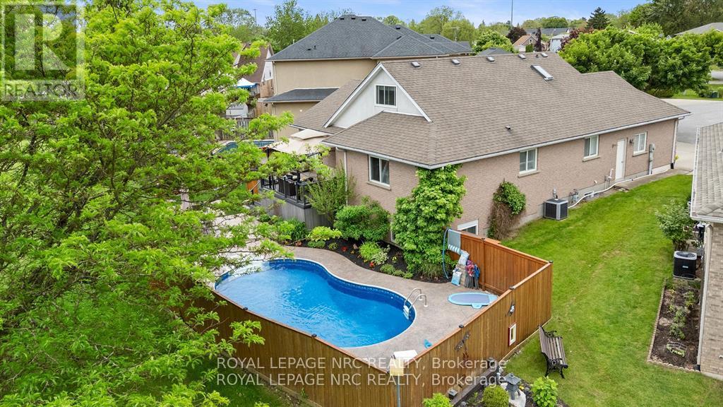 5240 MARCEL CRESCENT - 49