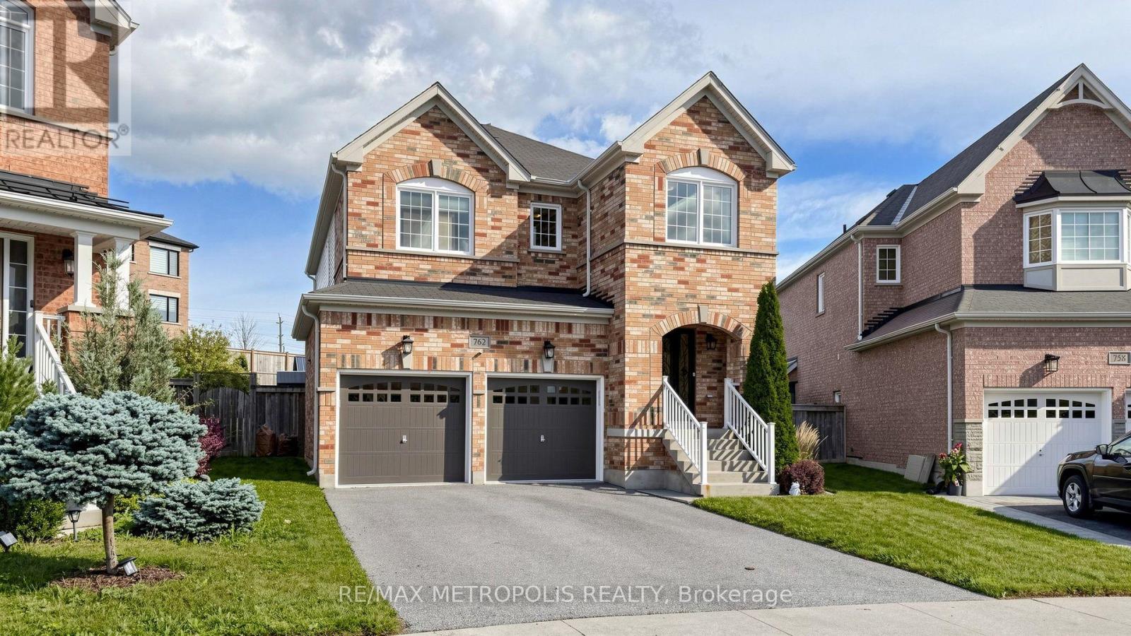 762 MCCUE DRIVE - 1