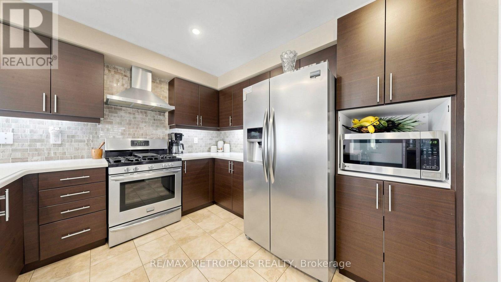 762 MCCUE DRIVE, Oshawa (Taunton) — photo 9