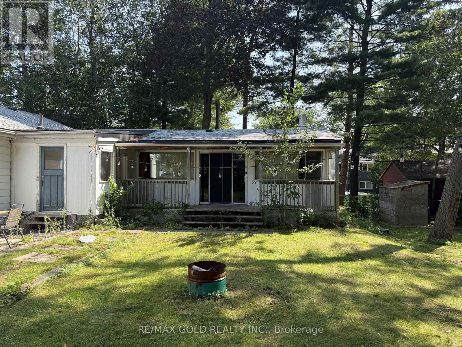 366 BEECHGROVE DRIVE - 6