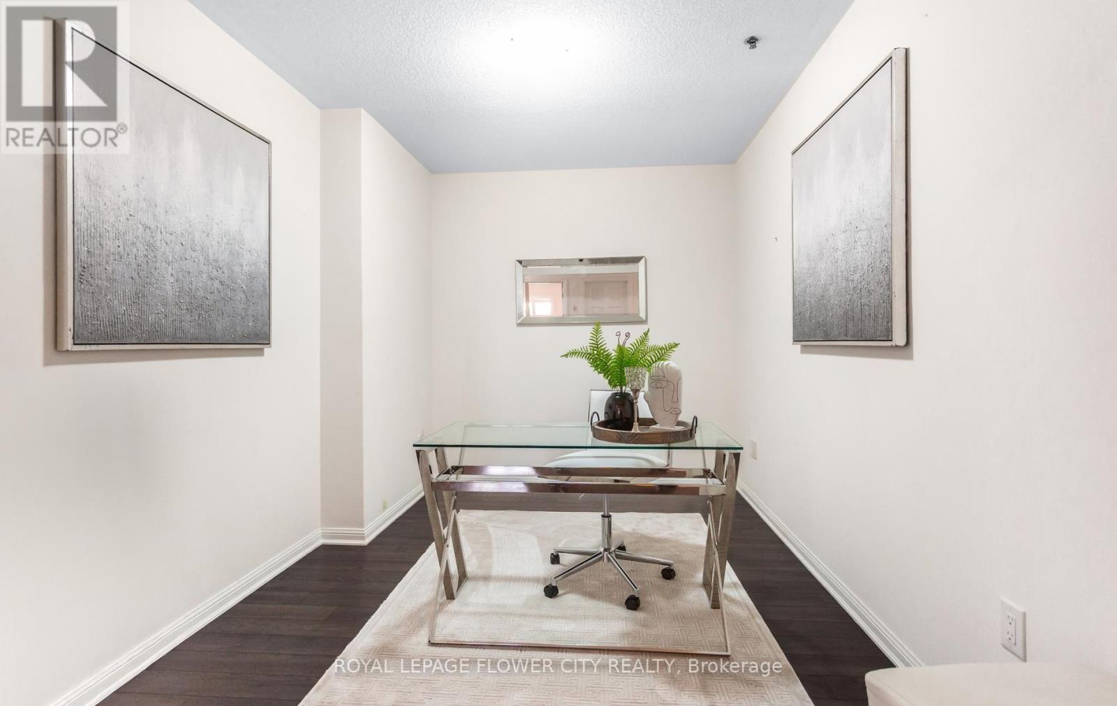#204 60 BAYCLIFFE CRESCENT - 23