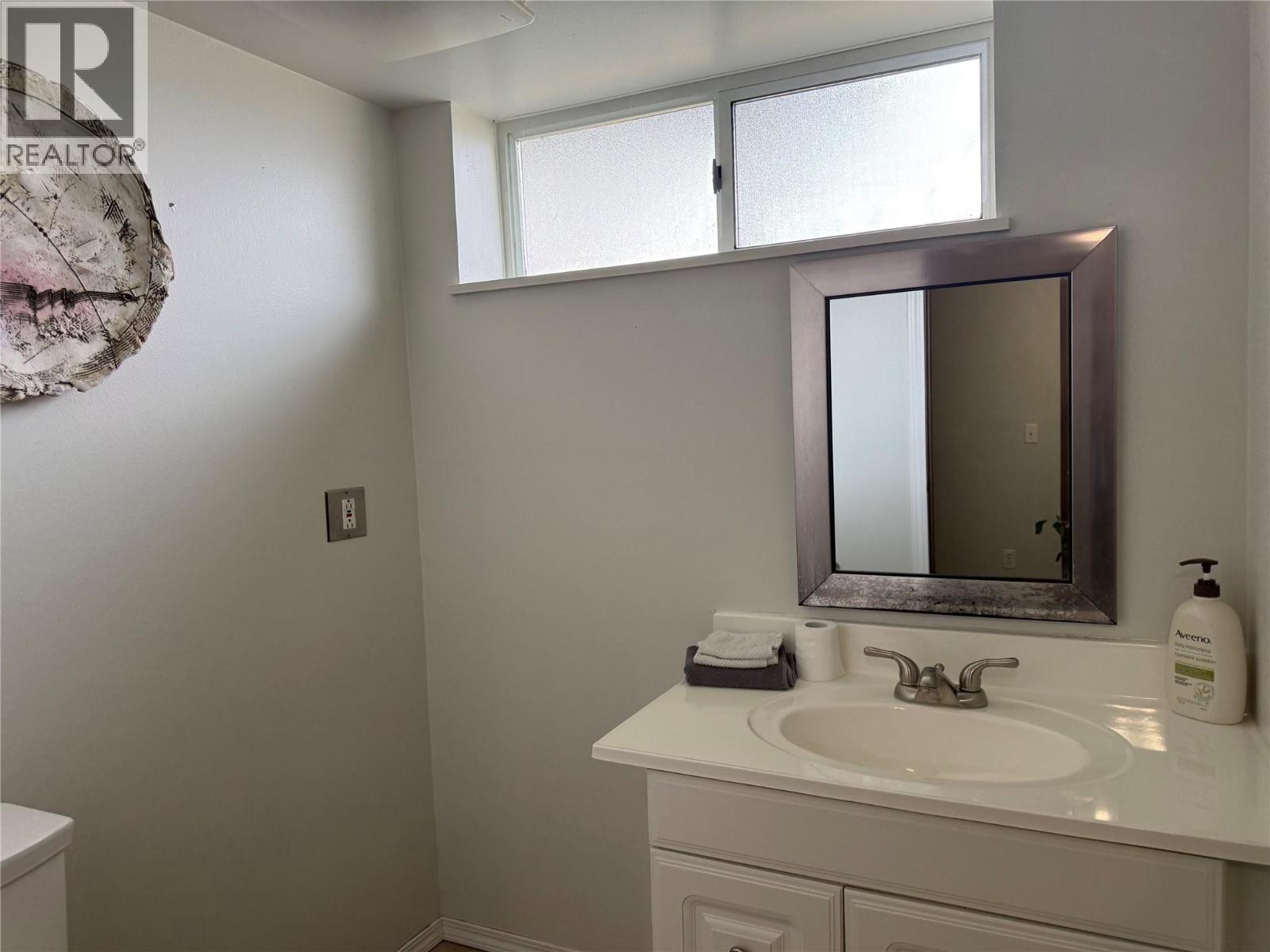 6940 Mountainview Drive - 33