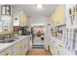 Sunroom - 2727 Lakeshore Road Unit# 36, Vernon, BC V1H1X5 Photo 8
