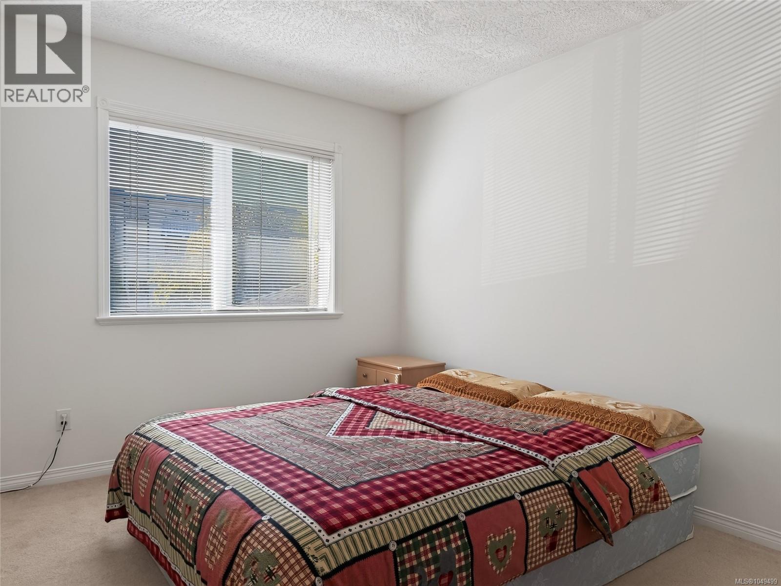  1310 Basil Avenue, Victoria