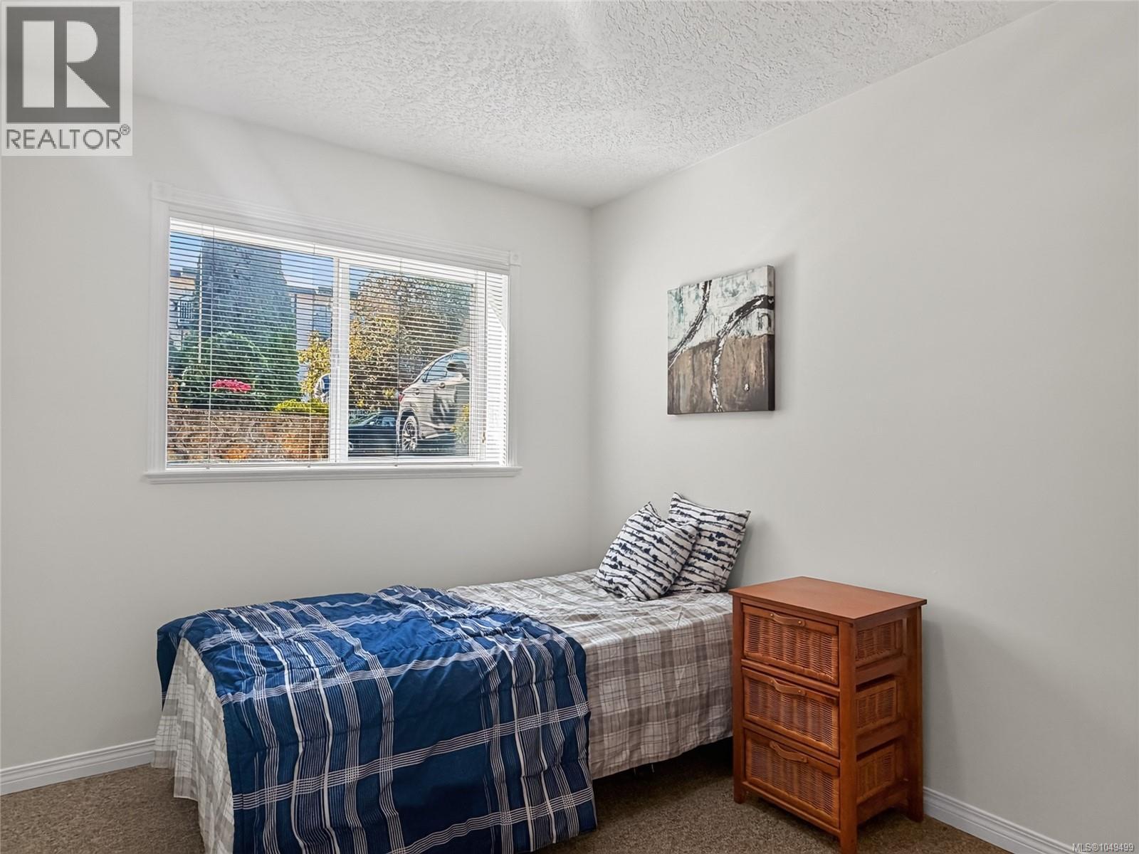  1310 Basil Avenue, Victoria