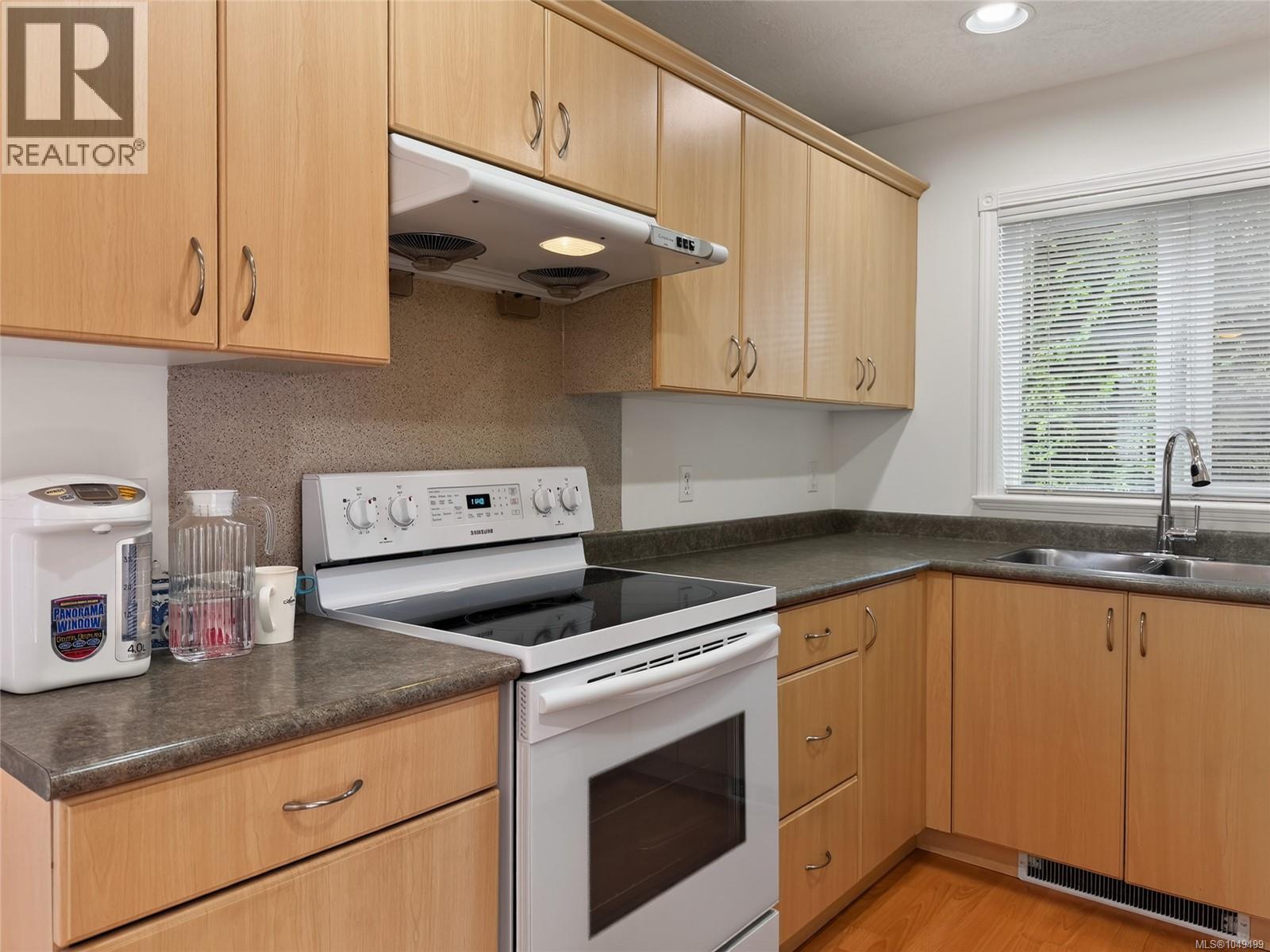 1310 Basil Ave - 8