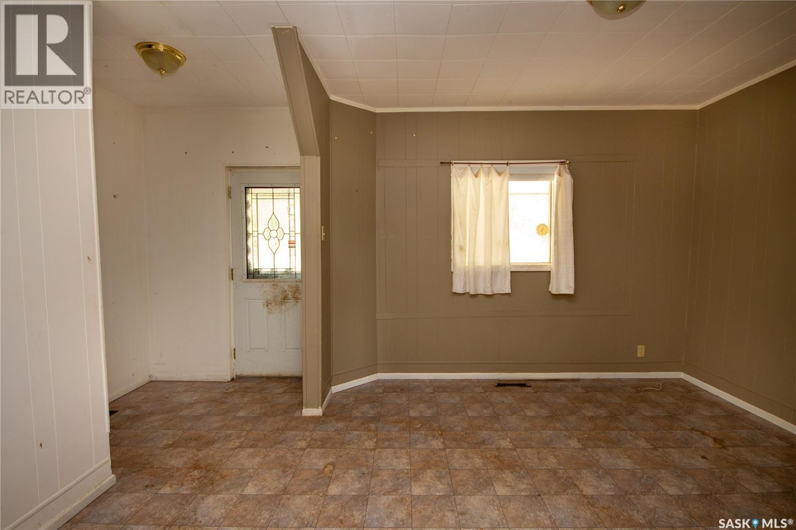 772 101st STREET, North Battleford — photo 3