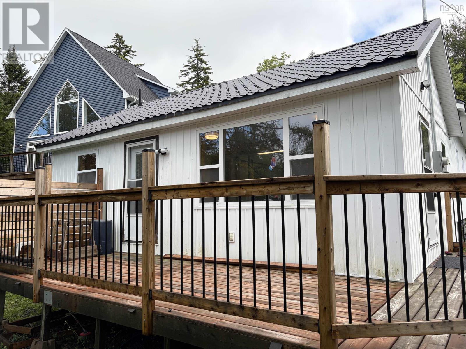 19 Cove Road, East Uniacke — photo 2