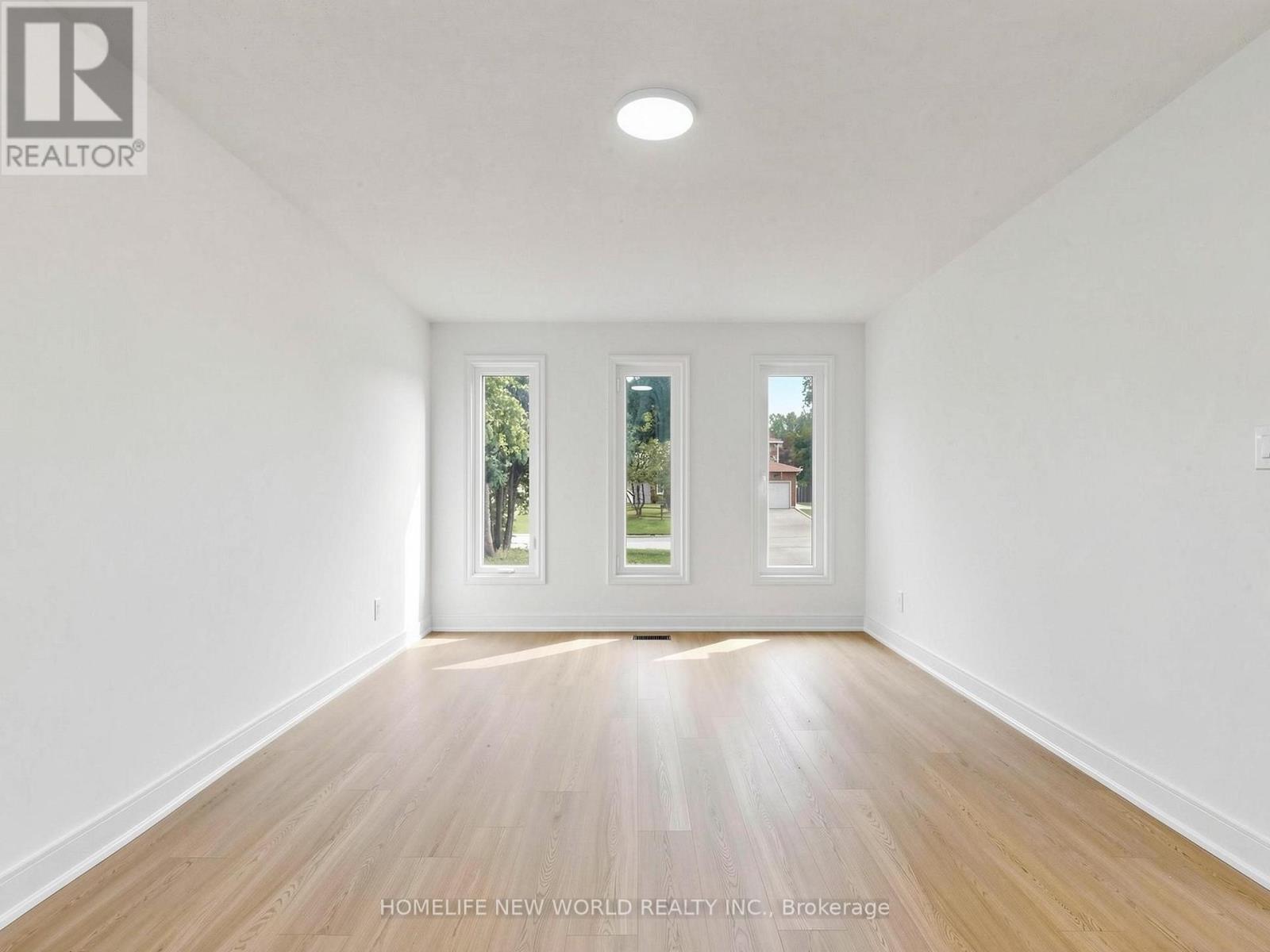 21 LOVEKIN GROVE - 9