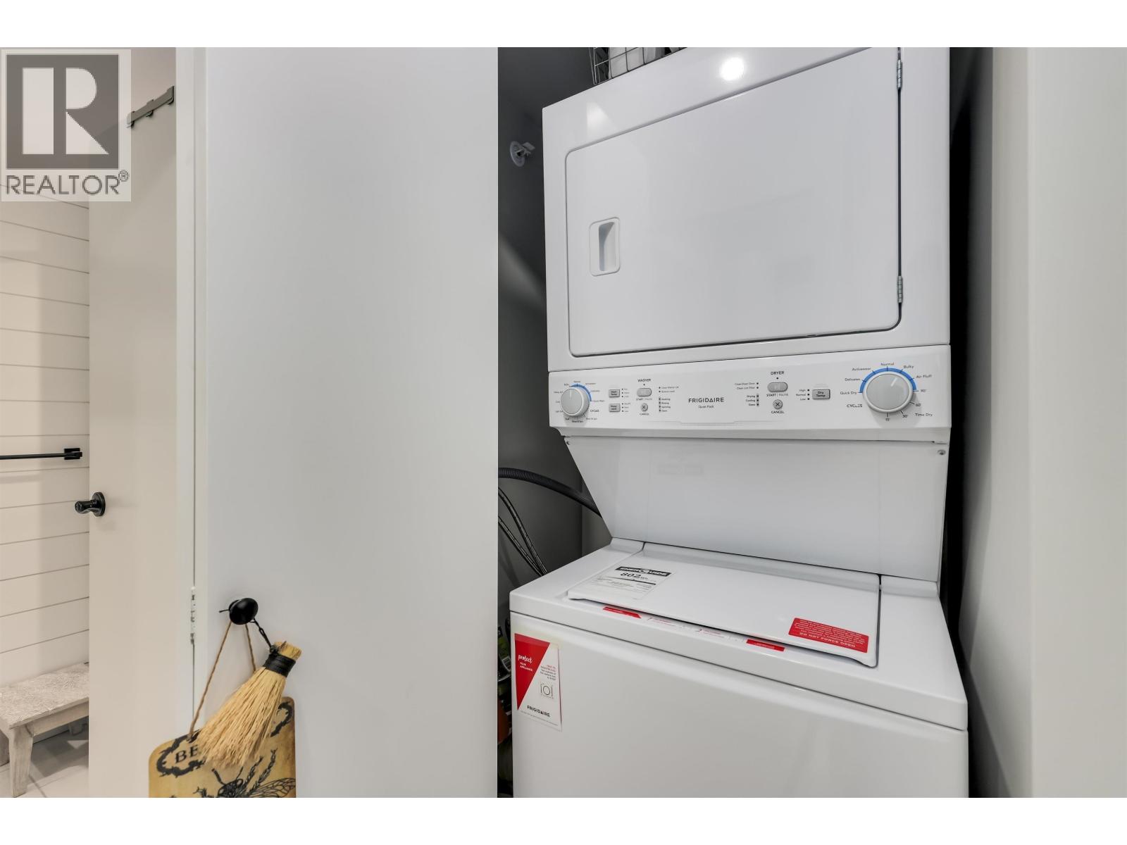 1 Bed, 1 Bath House for Sale in Vancouver – 2802 1033 MARINASIDE CRESCENT, Vancouver – MLS# R3164698 - Image 16