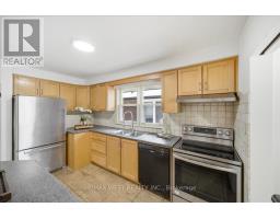 19 Decarie Circle, Toronto, ON M9B3H6 Photo 21
