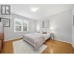 19 Decarie Circle, Toronto, ON M9B3H6 Photo 23