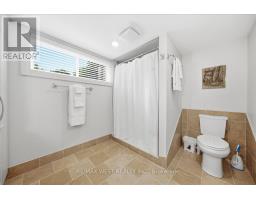 19 Decarie Circle, Toronto, ON M9B3H6 Photo 34