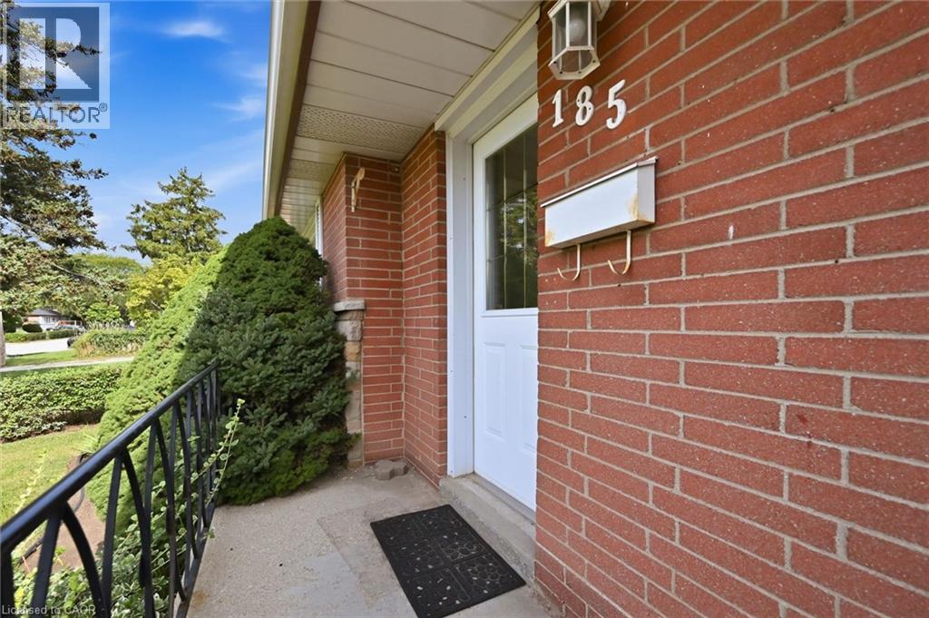 185 EUSTON Road, Burlington — photo 4