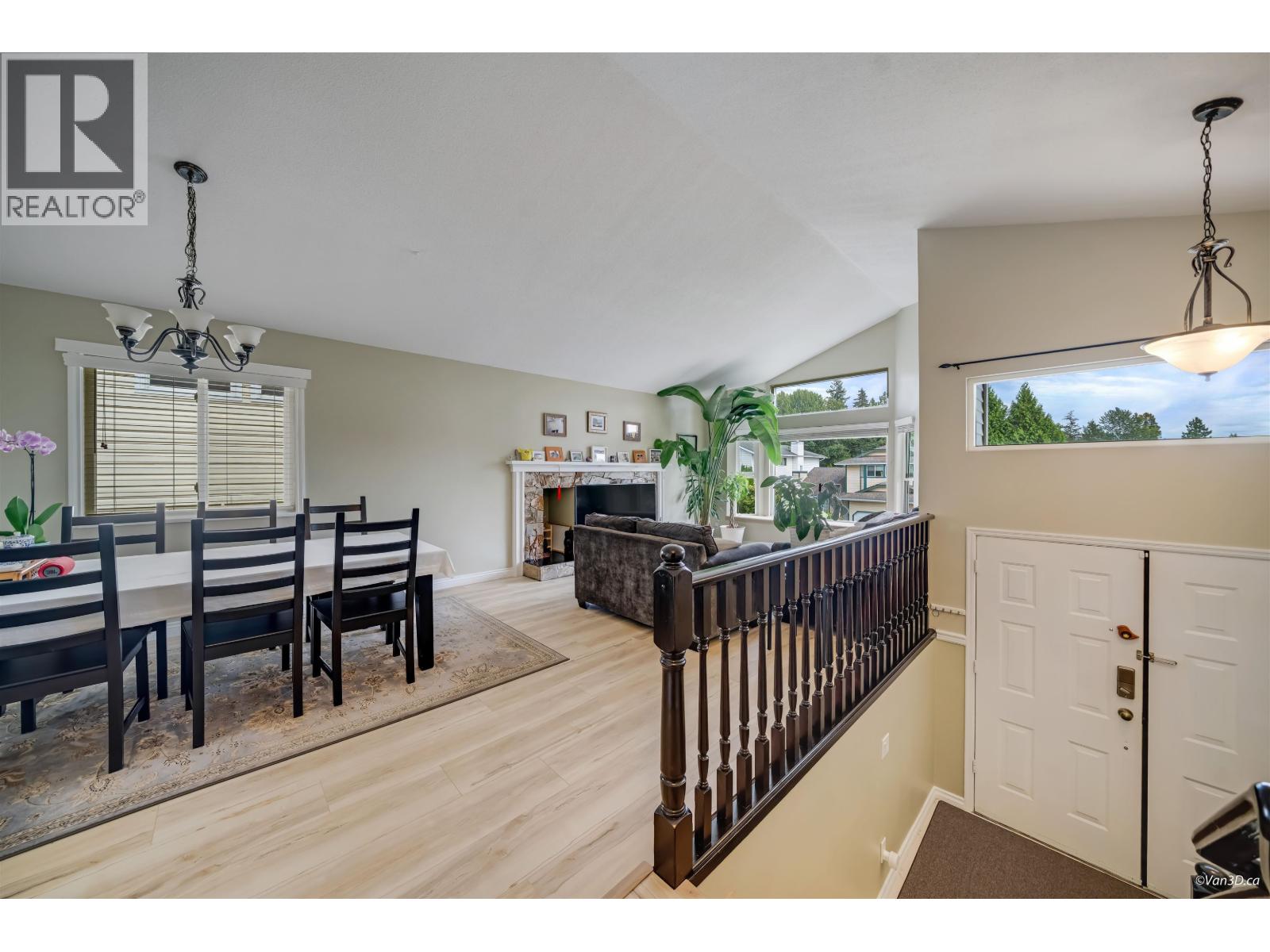 1298 JORDAN STREET, Coquitlam — photo 3