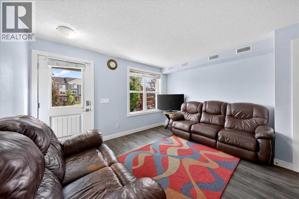 171 Evanscrest Gardens NW - Image 5