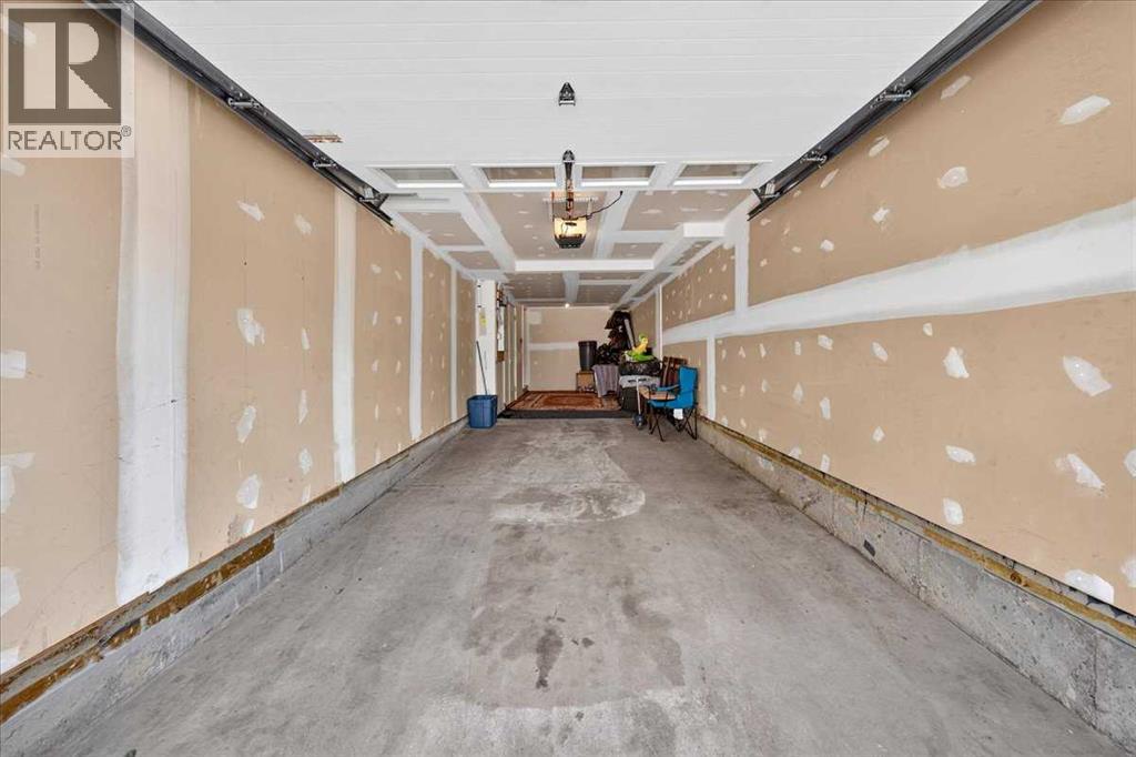 171 Evanscrest Gardens NW - Image 32