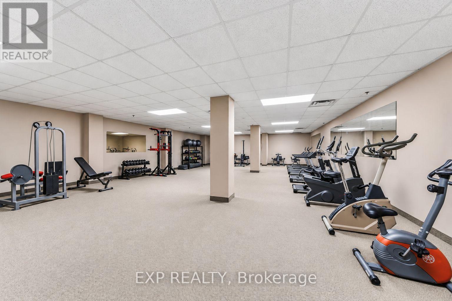 #312 2737 KEELE STREET - 24
