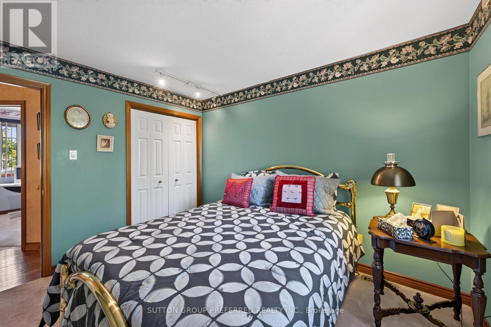 1035 DEARNESS DRIVE - Image 32