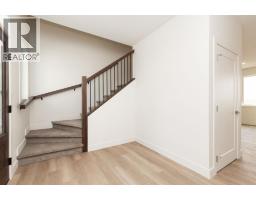 558 Malahat Green W - photo 4