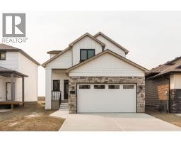 558 Malahat Green W - photo 1
