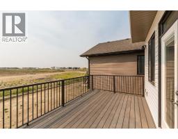 558 Malahat Green W, Lethbridge, AB T1J5H1 Photo 32