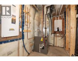 558 Malahat Green W, Lethbridge, AB T1J5H1 Photo 30