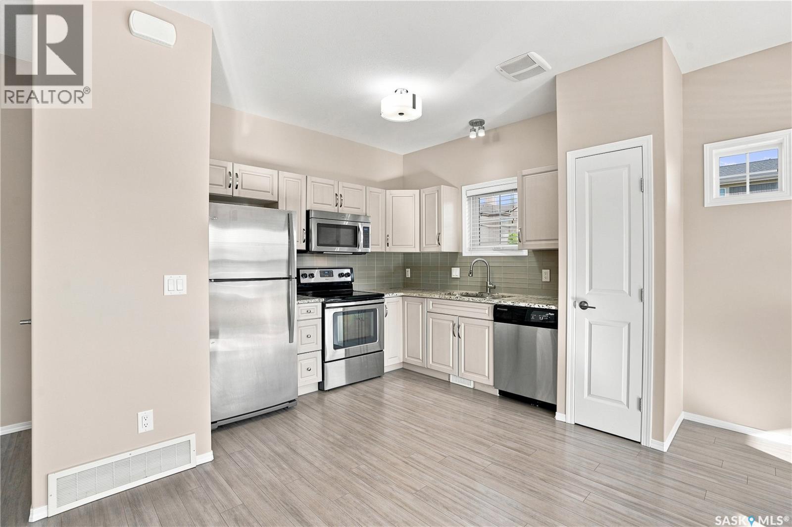 #401 100 Chaparral BOULEVARD - 14