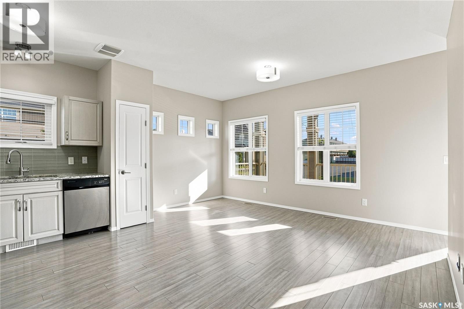 #401 100 Chaparral BOULEVARD - 15