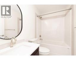 561 Malahat Green W - photo 19