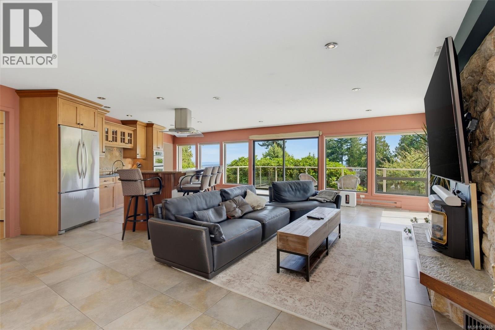 8798 Forest Park Dr - 17