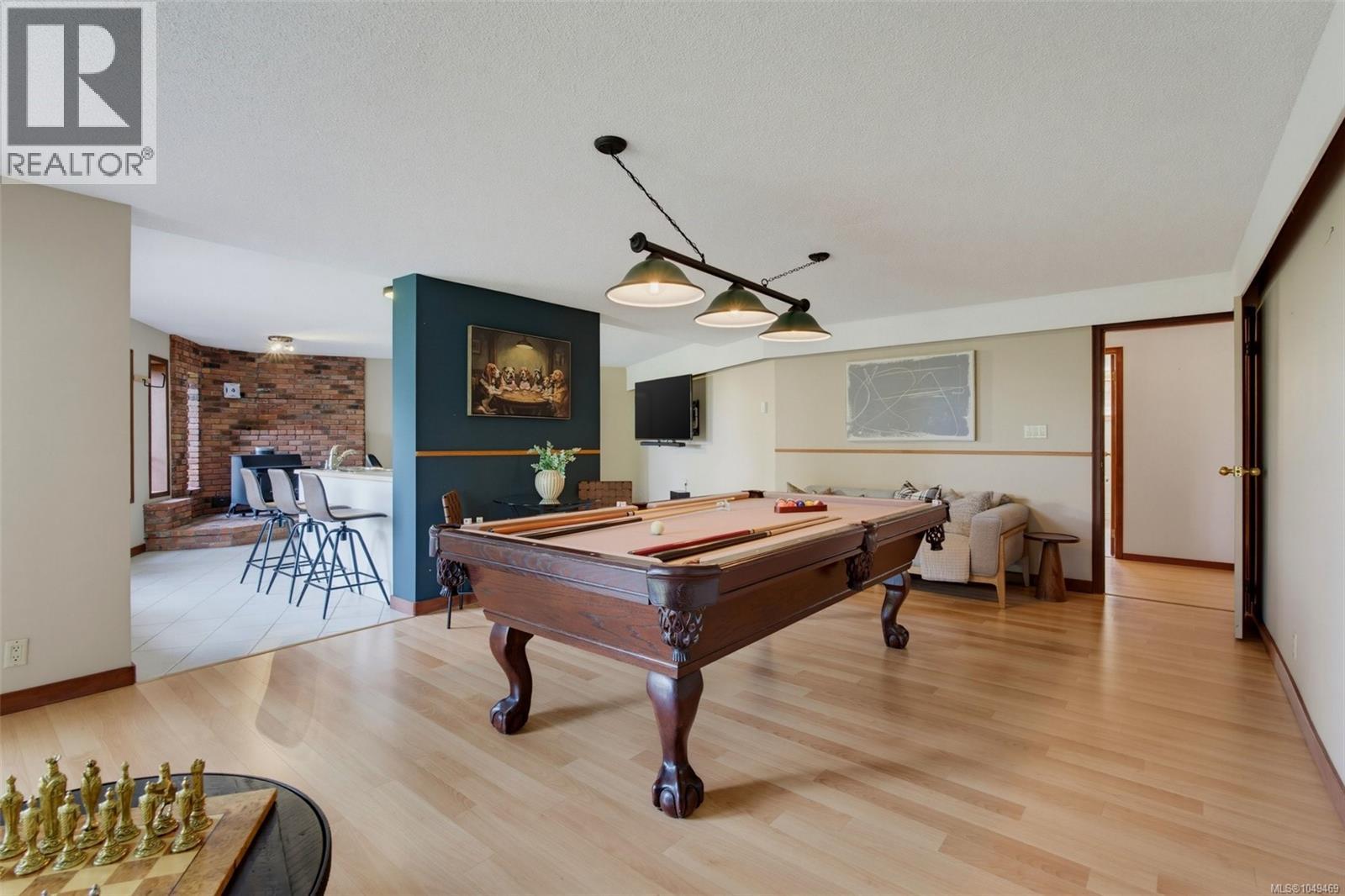 8798 Forest Park Dr - Image 38