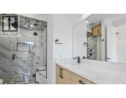 8924 34 Avenue, Calgary, AB T3B1S2 Photo 32