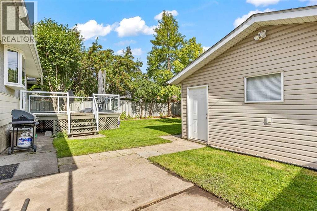 48 Butler Crescent NW - Image 26