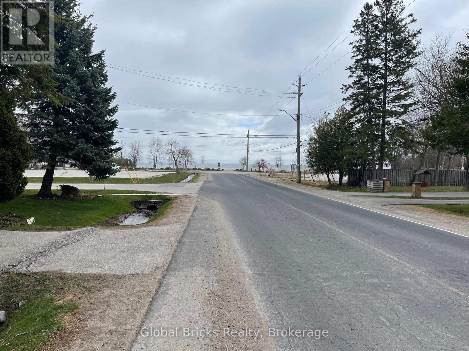 648 10th Line, Innisfil photo 27