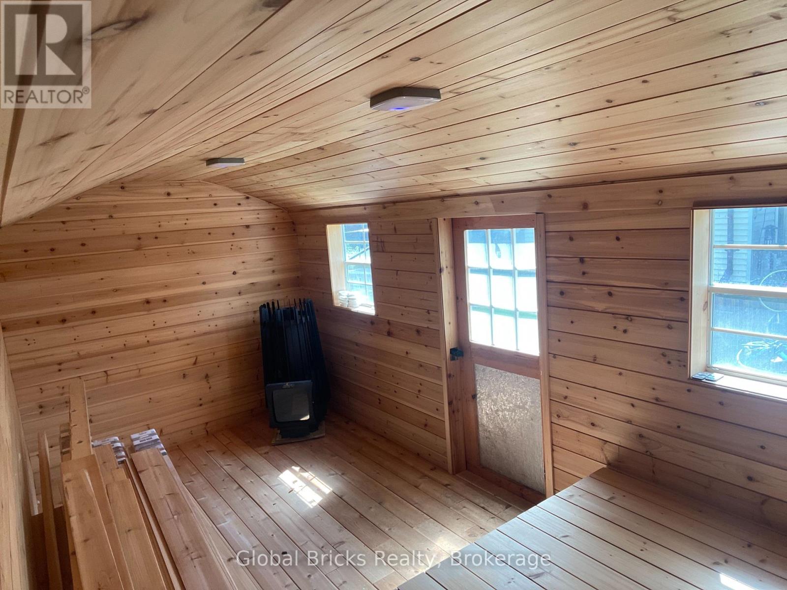 648 10th Line, Innisfil photo 37