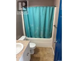 1210 14th Avenue, Regina, SK S4P0B8 Photo 15
